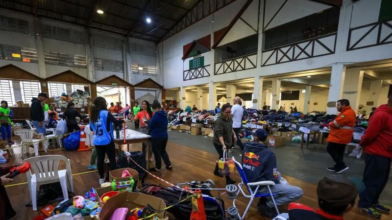 Doações para vítimas das enchentes no Rio Grande do Sul - Gustavo Mansur/ Palácio Piratin