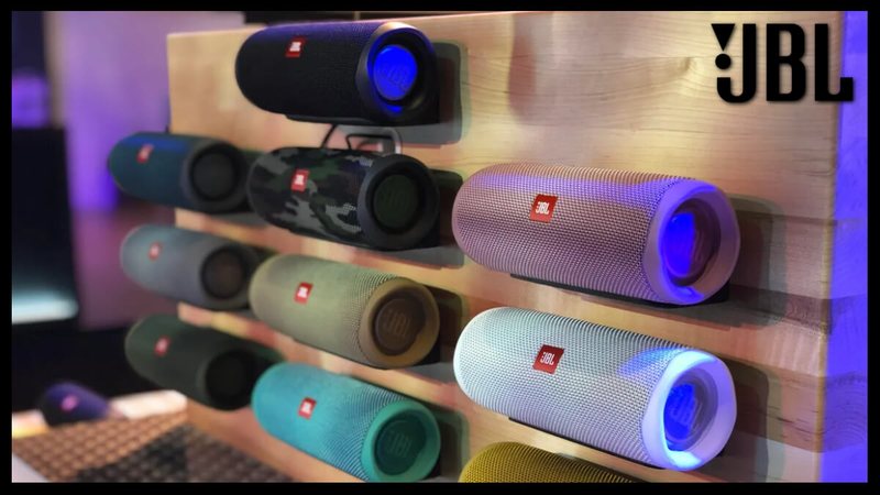 None - JBL Flip 5 - Divulgação