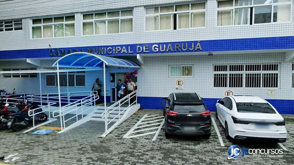 Prédio da Câmara Municipal de Guarujá (SP)