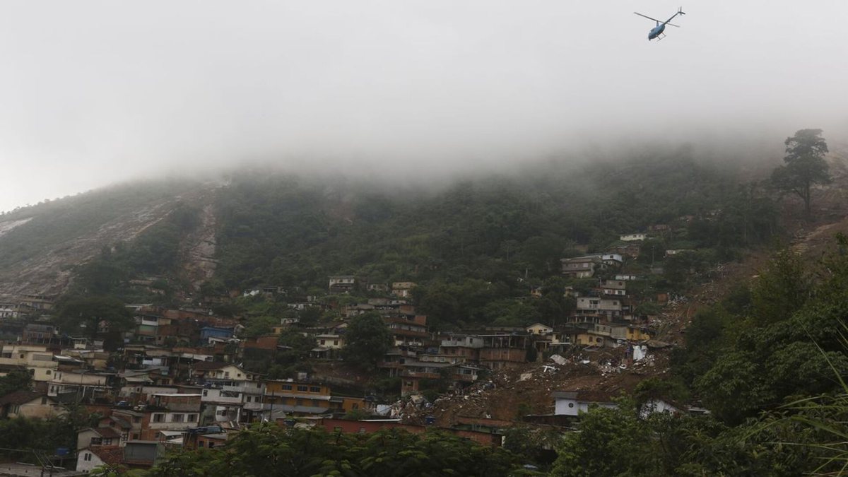 Defesa Civil de Petrópolis emitiu alerta a população sobre a previsão do tempo e os riscos de fortes chuvas - Agência Brasil