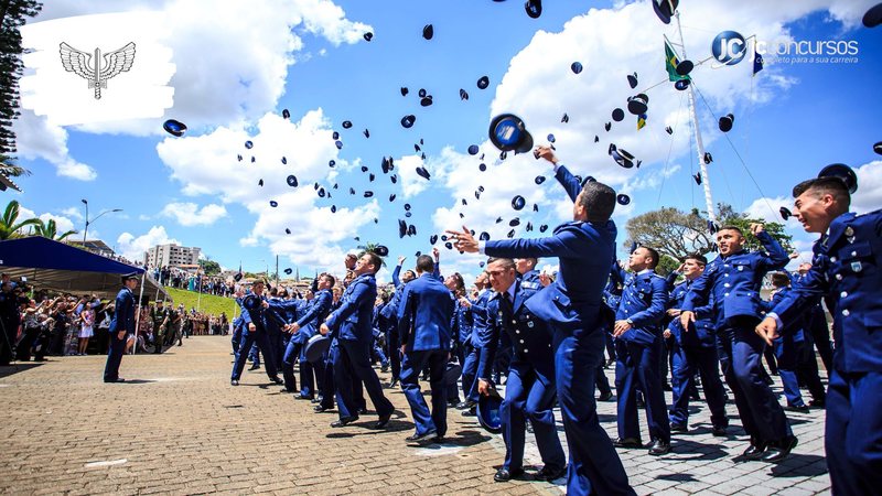 Concurso da Aeronáutica: alunos da Epcar celebram formatura - Foto: Divulgação