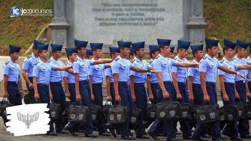 Concurso da Aeronáutica: alunos da Epcar perfilados durante solenidade - Foto: Divulgação