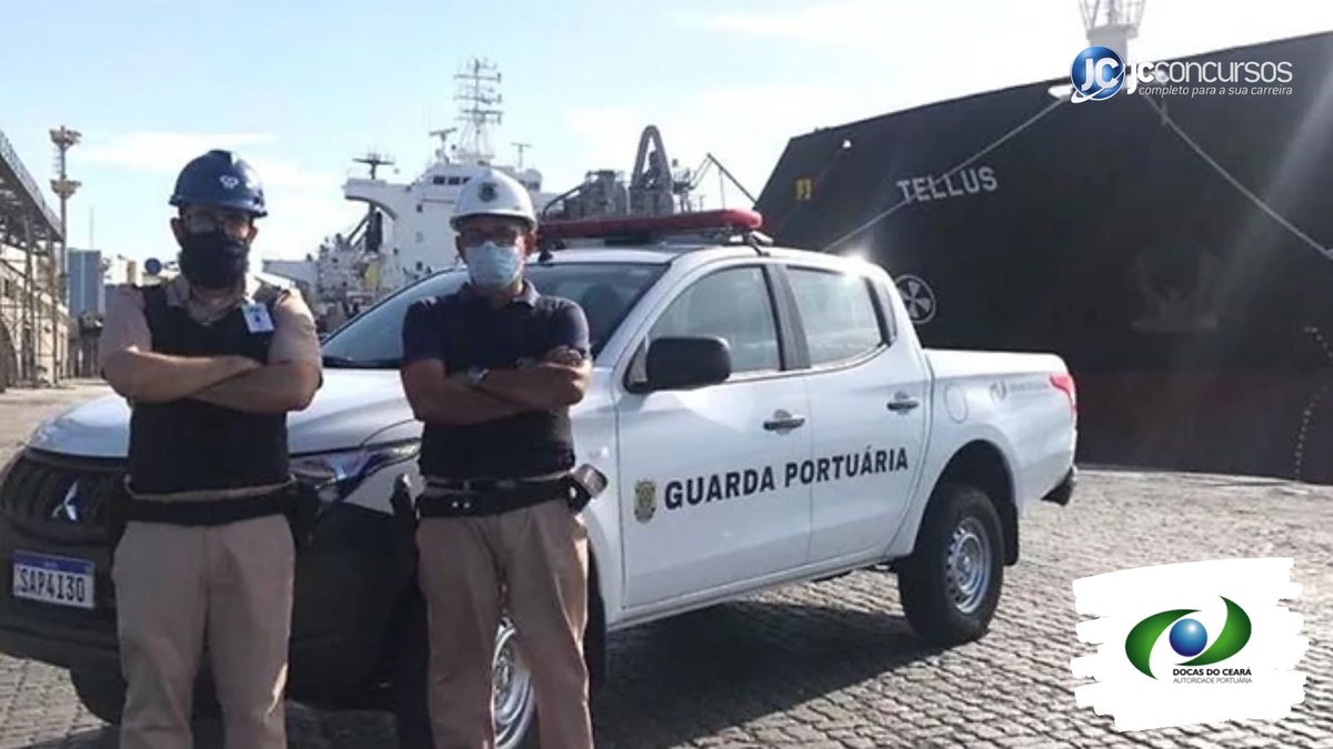 Concurso da Companhia Docas do Ceará: guardas portuários ao lado de viatura no Porto de Fortaleza - Divulgação