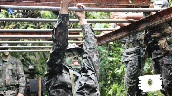 Concurso do Exército: alunos da ESA durante treinamento