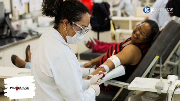 Concurso da Fundação Pró-Sangue: voluntária faz doação de sangue em hemocentro de SP - Foto: Alexandre Carvalho/Governo do Estado