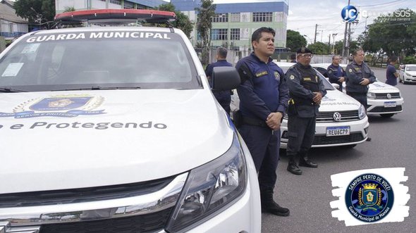 Concurso para guarda de Manaus AM: guardas municipais ao lado de viaturas - Crédito: Altemar Alcantara/Semseg