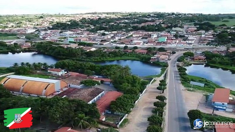 Processo seletivo da Prefeitura de Aramari BA: vista aérea da cidade