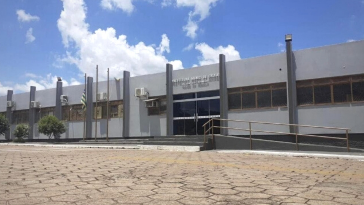 Prédio da Prefeitura Municipal de Crixás, no Estado do Goiás