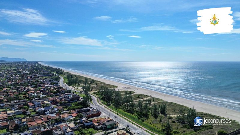Concurso da Prefeitura de Ilha Comprida: vista aérea da cidade