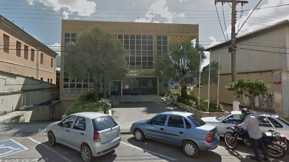 Concurso da Prefeitura de Oliveira: fachada do prédio do Executivo