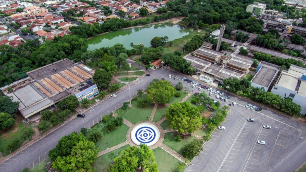 Concurso UFMT: vista aérea de câmpus da Universidade Federal de Mato Grosso