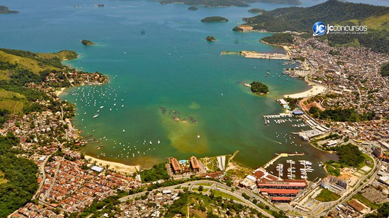 Parte das vagas é para trabalhar em Angra dos Reis - Foto: Divulgação