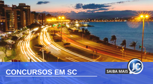 Vista aérea noturna da cidade de Florianópolis - Cristiano Estrela / Secom SC