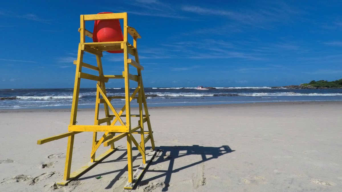 Processo Seletivo Prefeitura São Sebastião: cadeira de Guarda-Vidas na praia - Divulgação