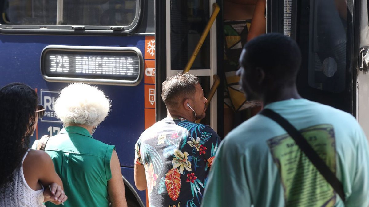 Gratuidade do transporte para idosos é aprovada em São Paulo