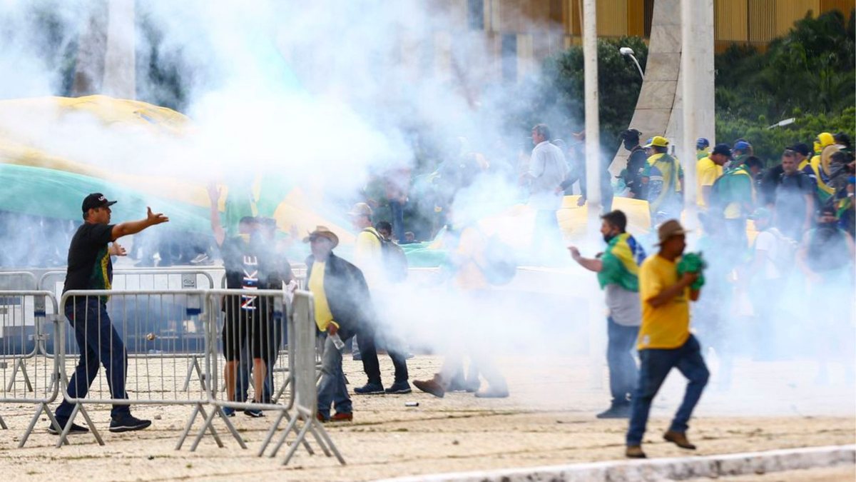 Bolsonaristas radicais em invasão em Brasília - Divulgação