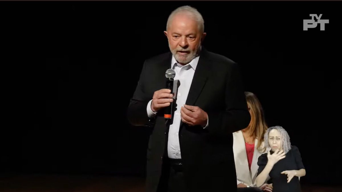 Presidente eleito durante encontro com parlamentares em Brasília - Reprodução Youtube - Lula critica relatório das Forças Armadas sobre as urnas