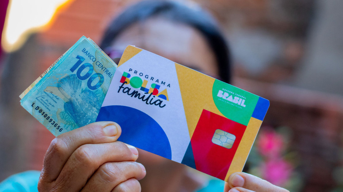 Bolsa Família: saiu mais uma parcela do benefício com um valor médio de quase R$ 700