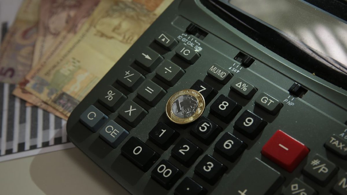 Acesse o Serasa e confira as propostas para quitar suas dívidas. - None