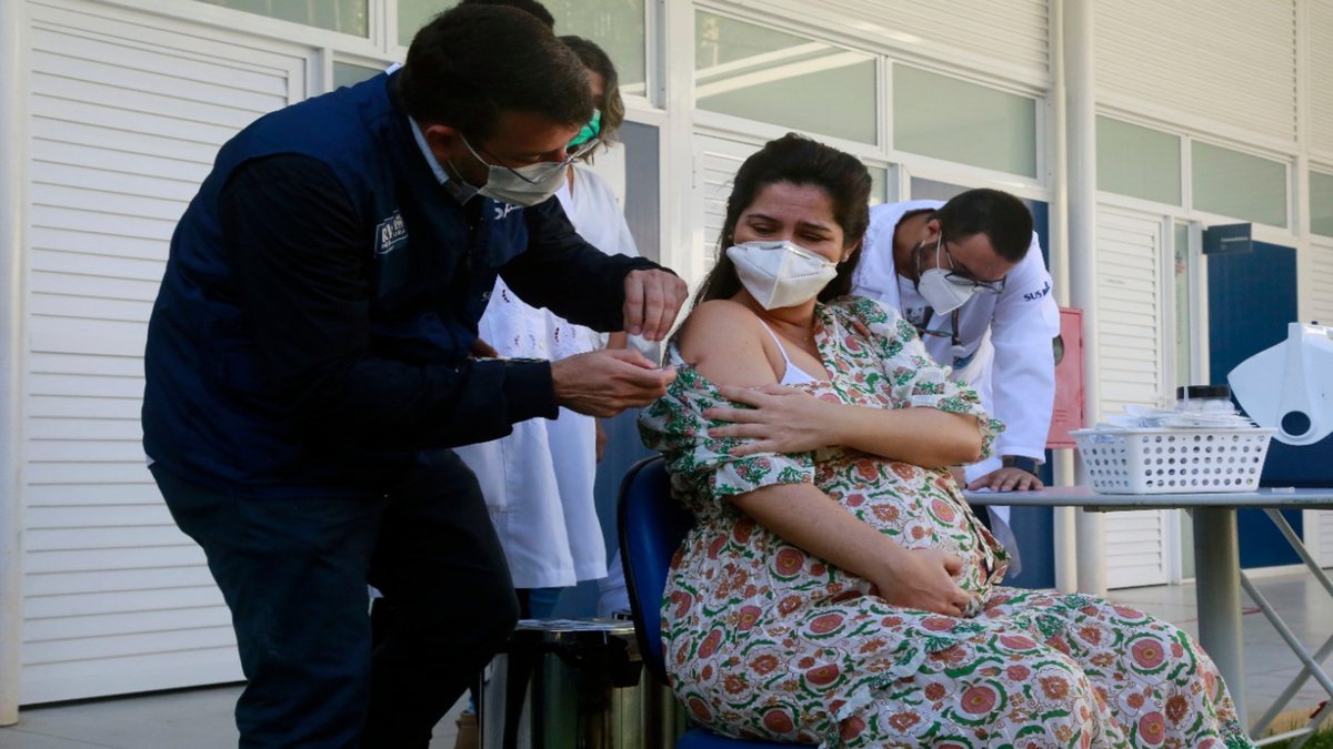 Governo aprova novas regras para grávidas durante a pandemia