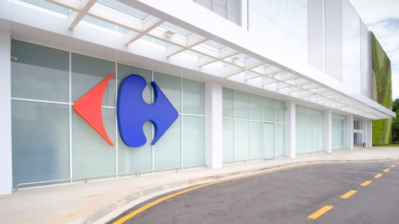 Carrefour abre vagas de emprego para pessoas trans; saiba mais