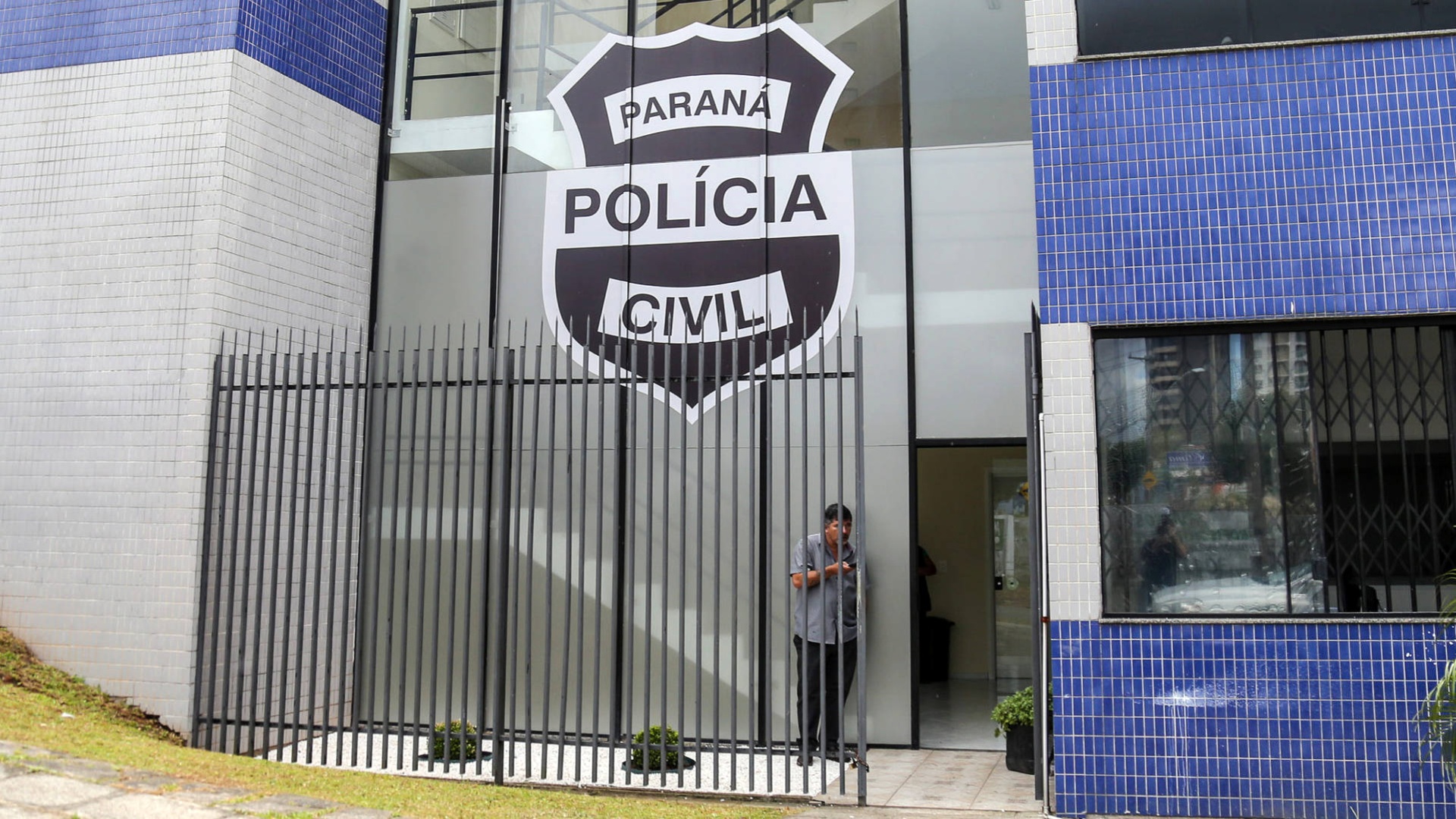 Solicitar Atestados  Polícia Civil do Paraná