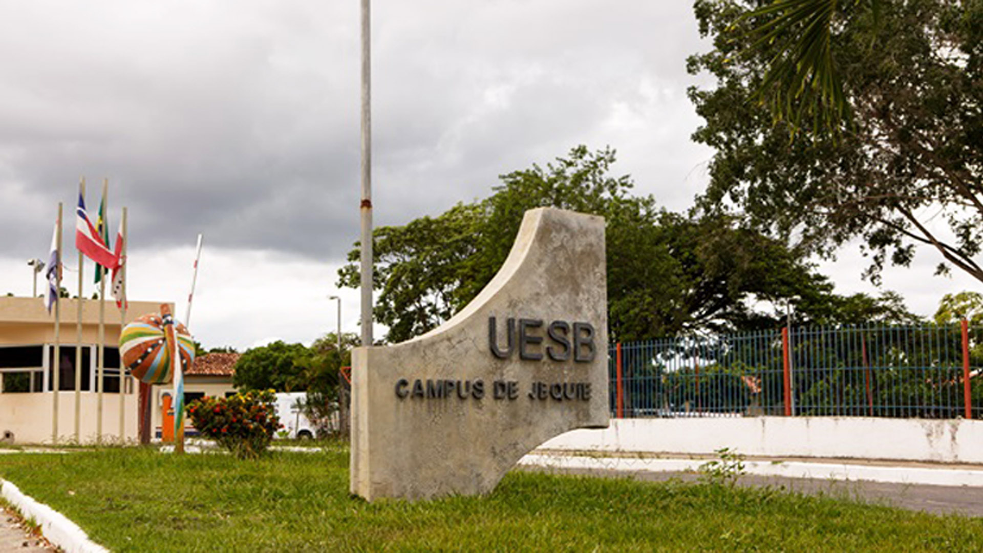 Prefeitura de Jequié, IFBA, UESB e SESC realizam lançamento do